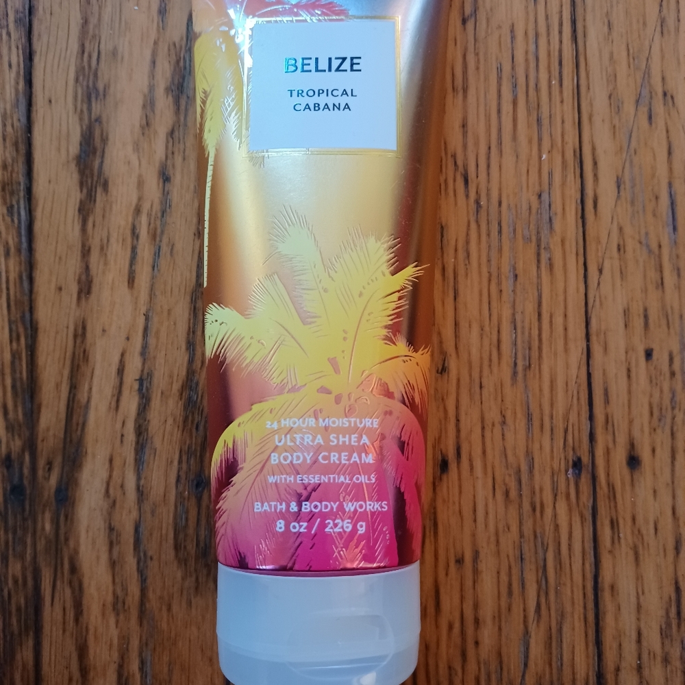 BATH AND BODY WORKS